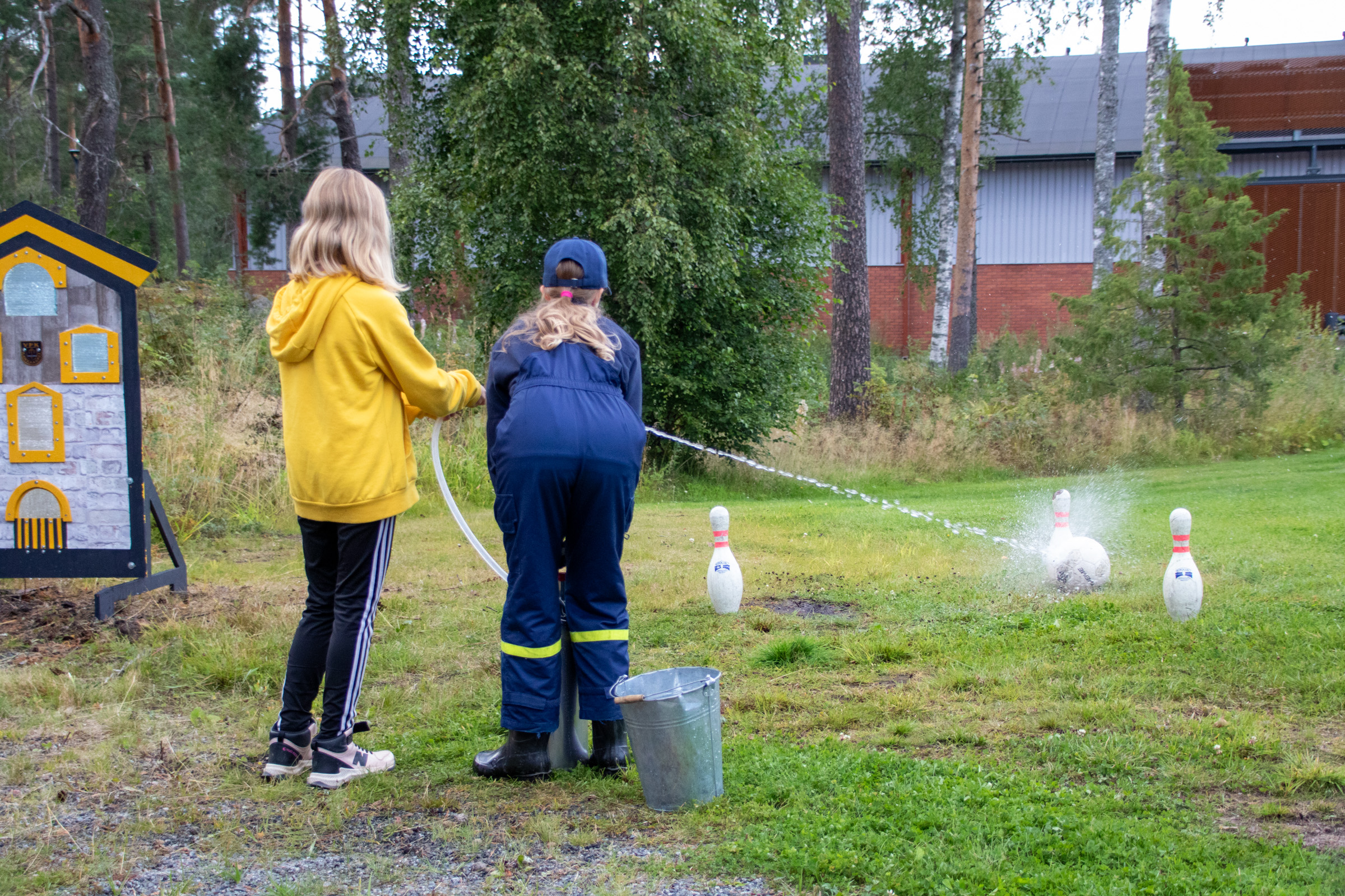 Hörhiäispolun Surinat